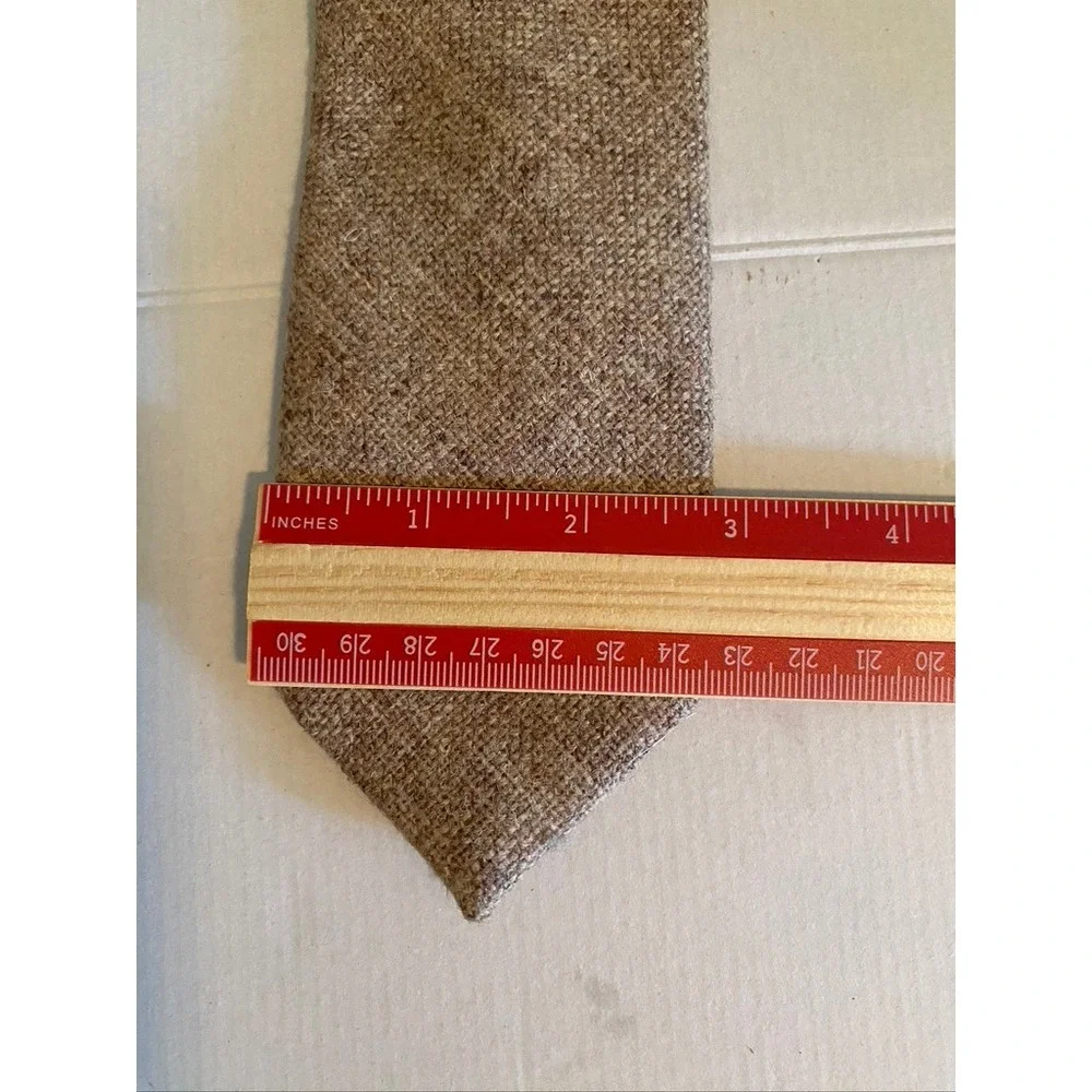 Partridge of Redditch England Mens Tan Brown Tweed Wool Blend Necktie 3.25 Inch
